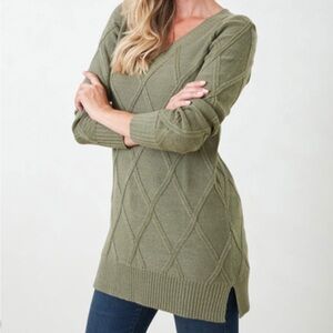 Cleo Green V-Neck Diamond Knit Sweater